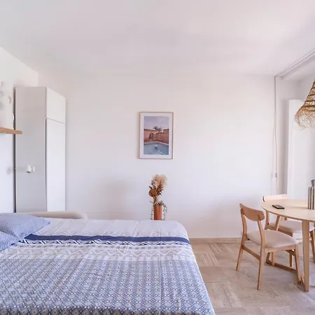 Grand Studio 38m2 Vue Mer Et Parking ! *